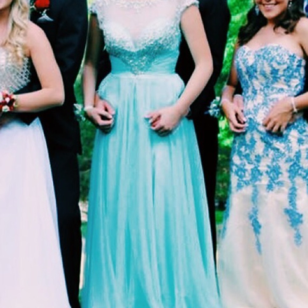 BABY BLUE SPARKLED MAC DUGGAL GOWN